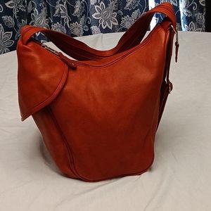 Canyon leather bag